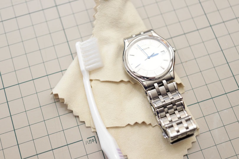 腕時計を綺麗にしよう 怠りがちな清掃を考える サラリーマンのファッションを考える