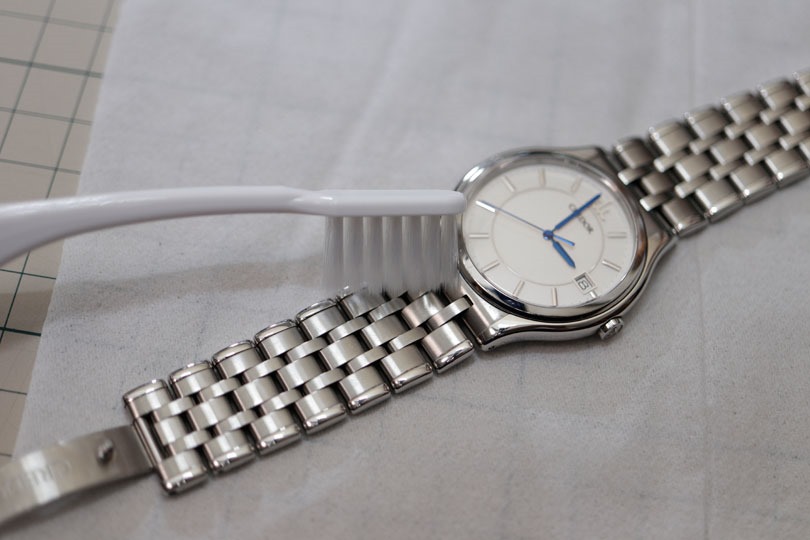 腕時計を綺麗にしよう 怠りがちな清掃を考える サラリーマンのファッションを考える